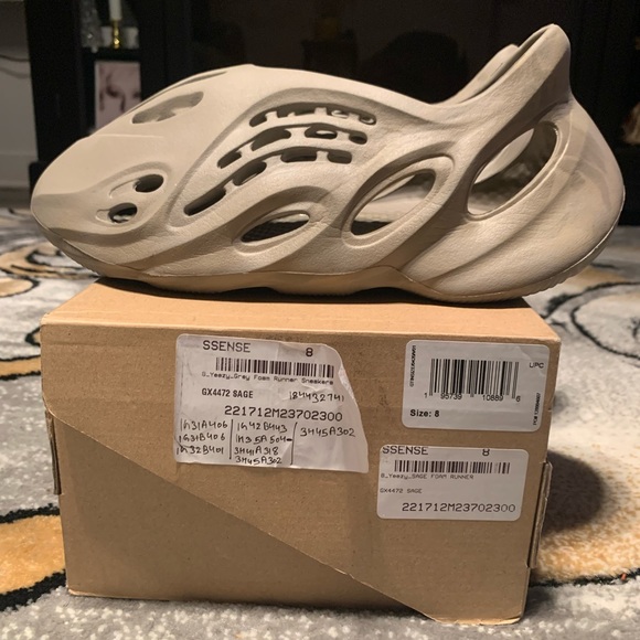 Yeezy foam runner stone sage - Picture 3 of 7